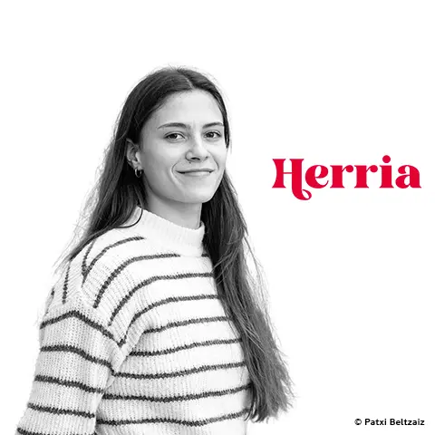 Ainhoa Etxenike  Rédactrice en chef de Herria