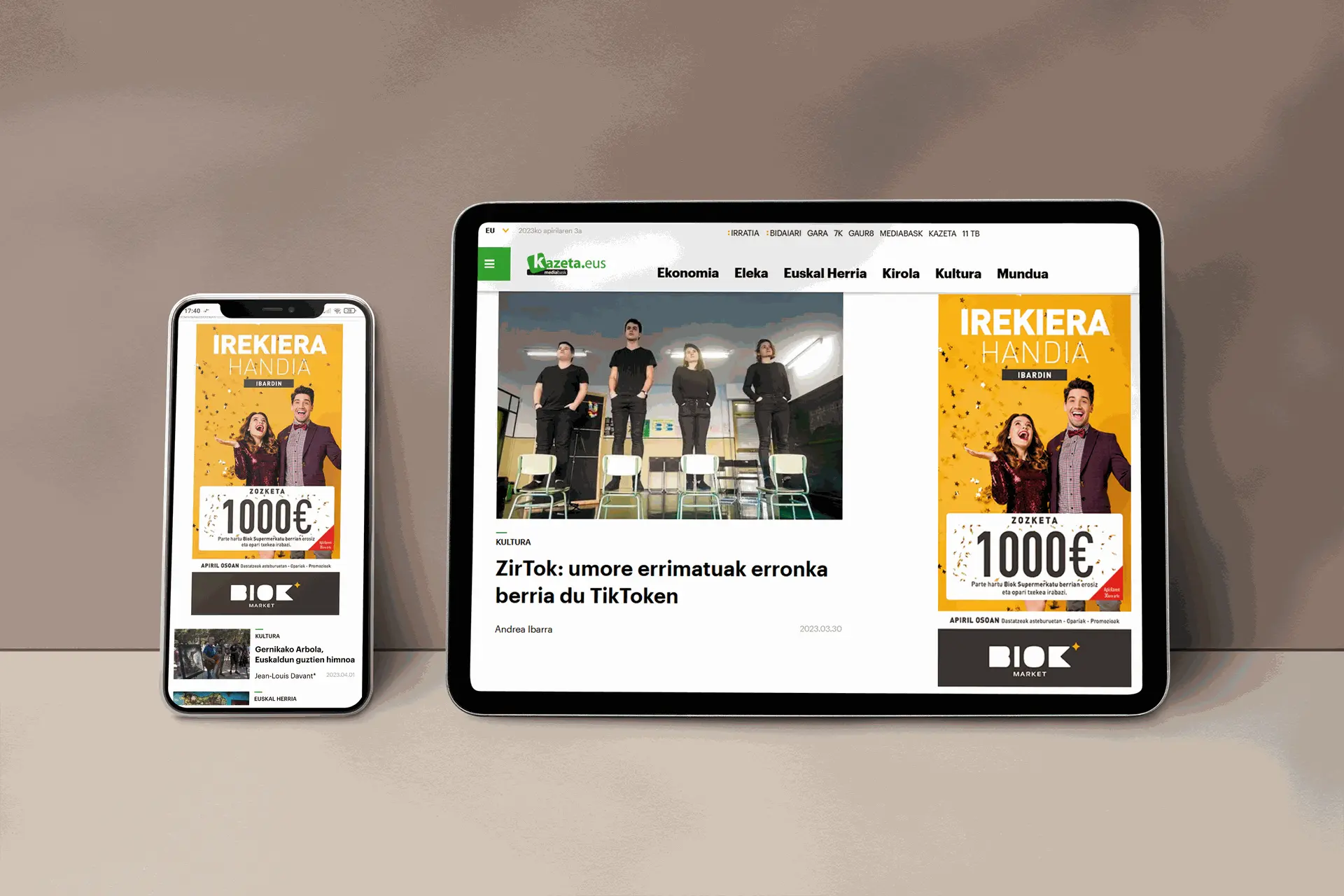 Image de banner vertical sur site web Kazeta (ordinateur + smartphone)